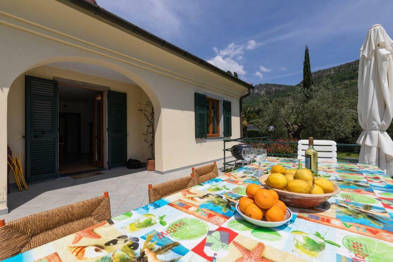 Charming Ligurian Riviera House Villa ฟีนาเลลีกูเร ภายนอก รูปภาพ
